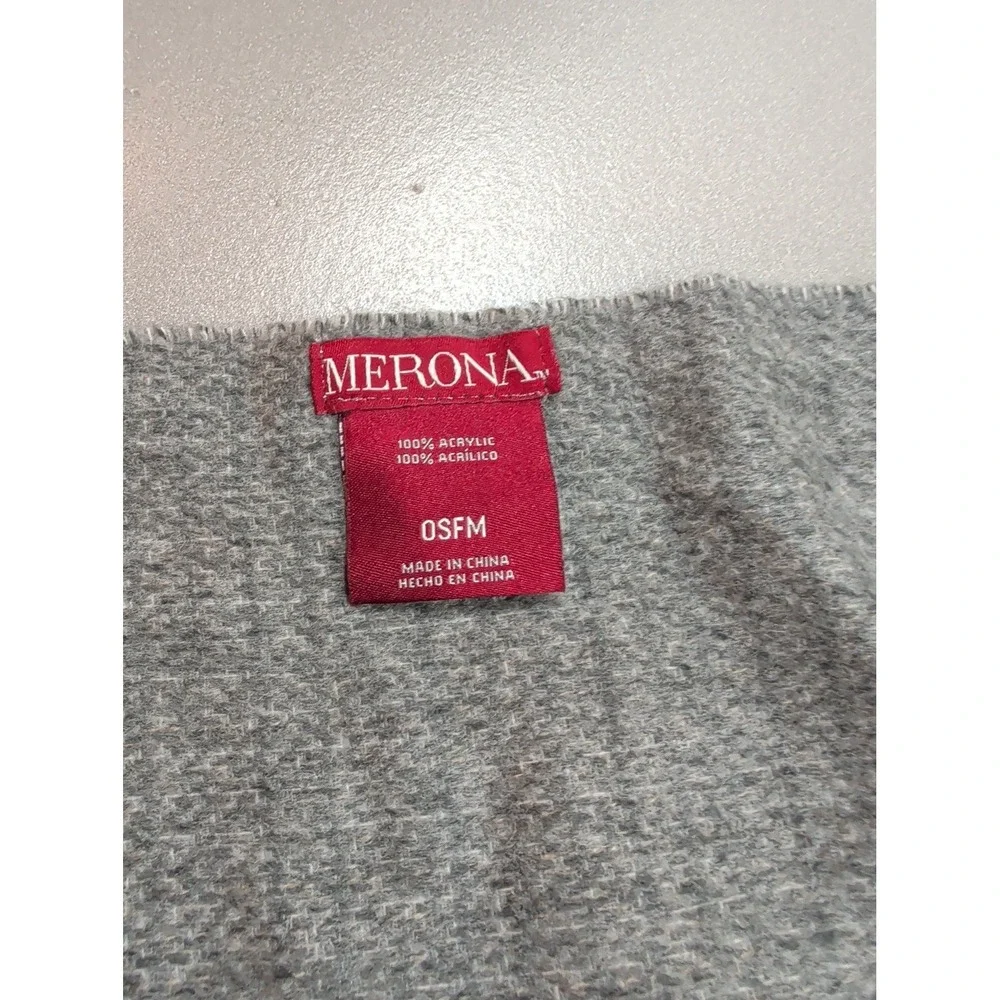 Merona Gray Knit Scarf Soft Acrylic Fringe Winter Wrap OSFM Gray Heathered